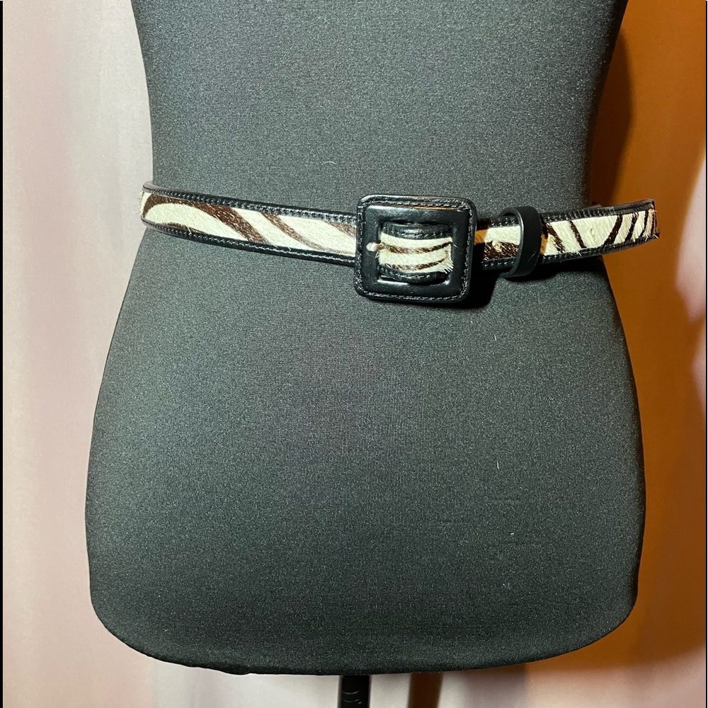 ANN TAYLOR ANIMAL PRINT.